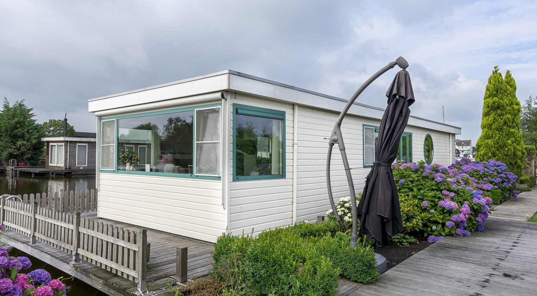 woonboot te huur loosdrechtse plassen recreatieve ark aan de loosdrechtse plassen in breukelen woonboot te huur loosdrechtse plassen recreatieve ark aan de loosdrechtse plassen in breukelen