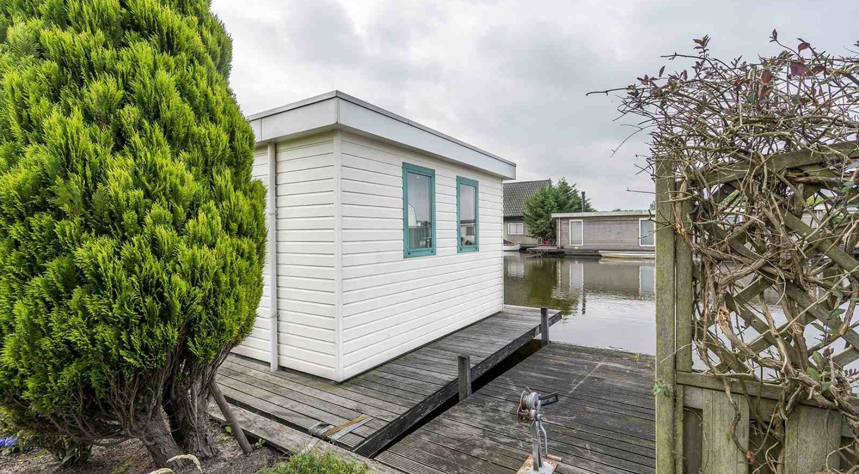 woonboot te huur loosdrechtse plassen recreatieve ark aan de loosdrechtse plassen in breukelen woonboot te huur loosdrechtse plassen recreatieve ark aan de loosdrechtse plassen in breukelen