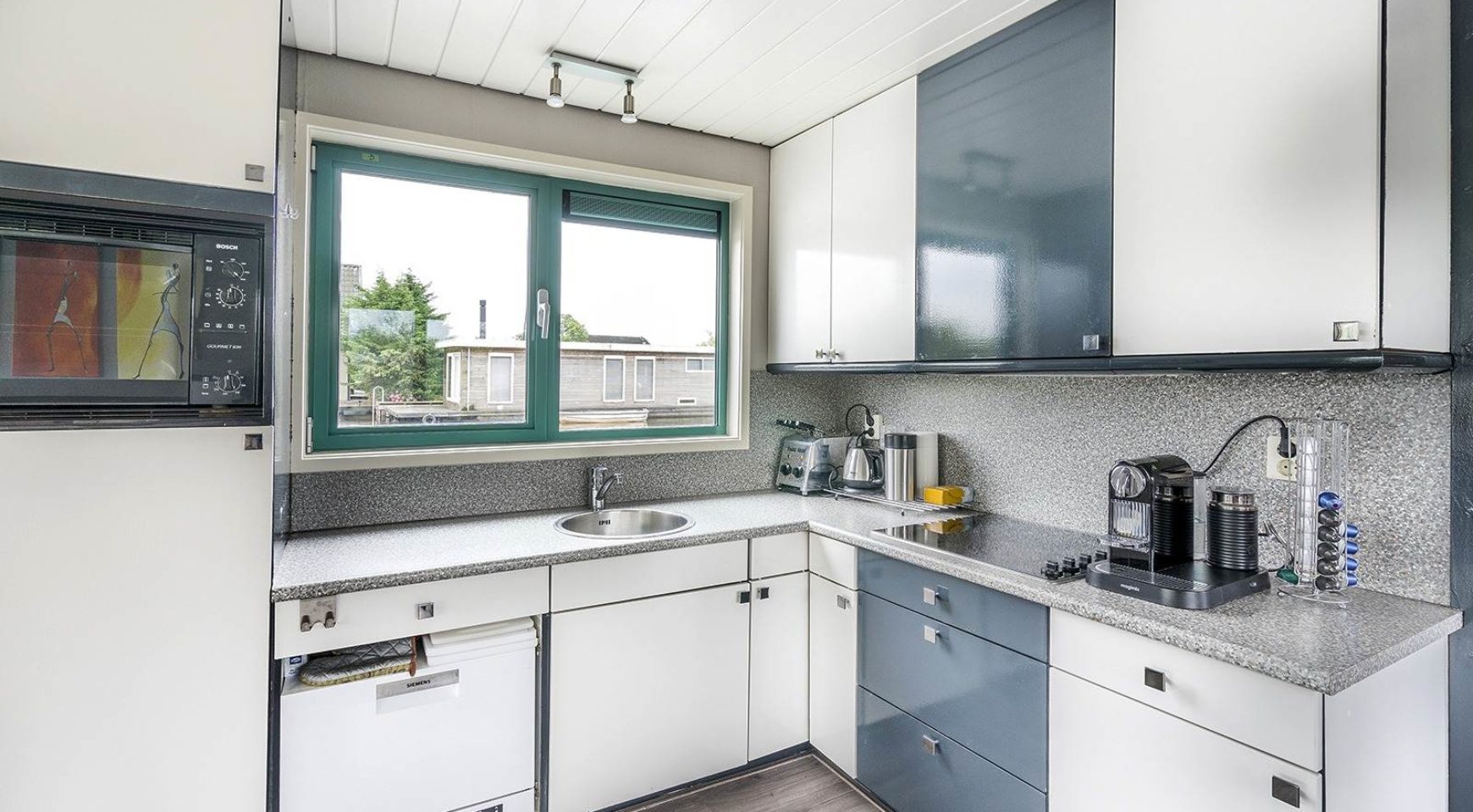 woonboot te huur loosdrechtse plassen recreatieve ark aan de loosdrechtse plassen in breukelen woonboot te huur loosdrechtse plassen recreatieve ark aan de loosdrechtse plassen in breukelen