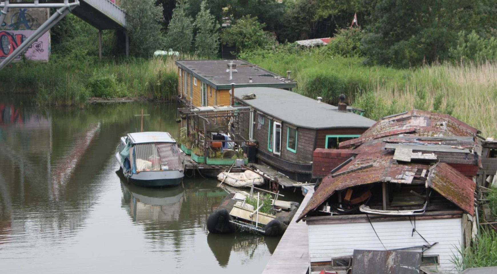 woonboot en ligplaats te koop ligplaats zuider ijdijk 136 amsterdam 183 woonboot te koop woonboot en ligplaats te koop ligplaats zuider ijdijk 136 amsterdam 183 woonboot te koop