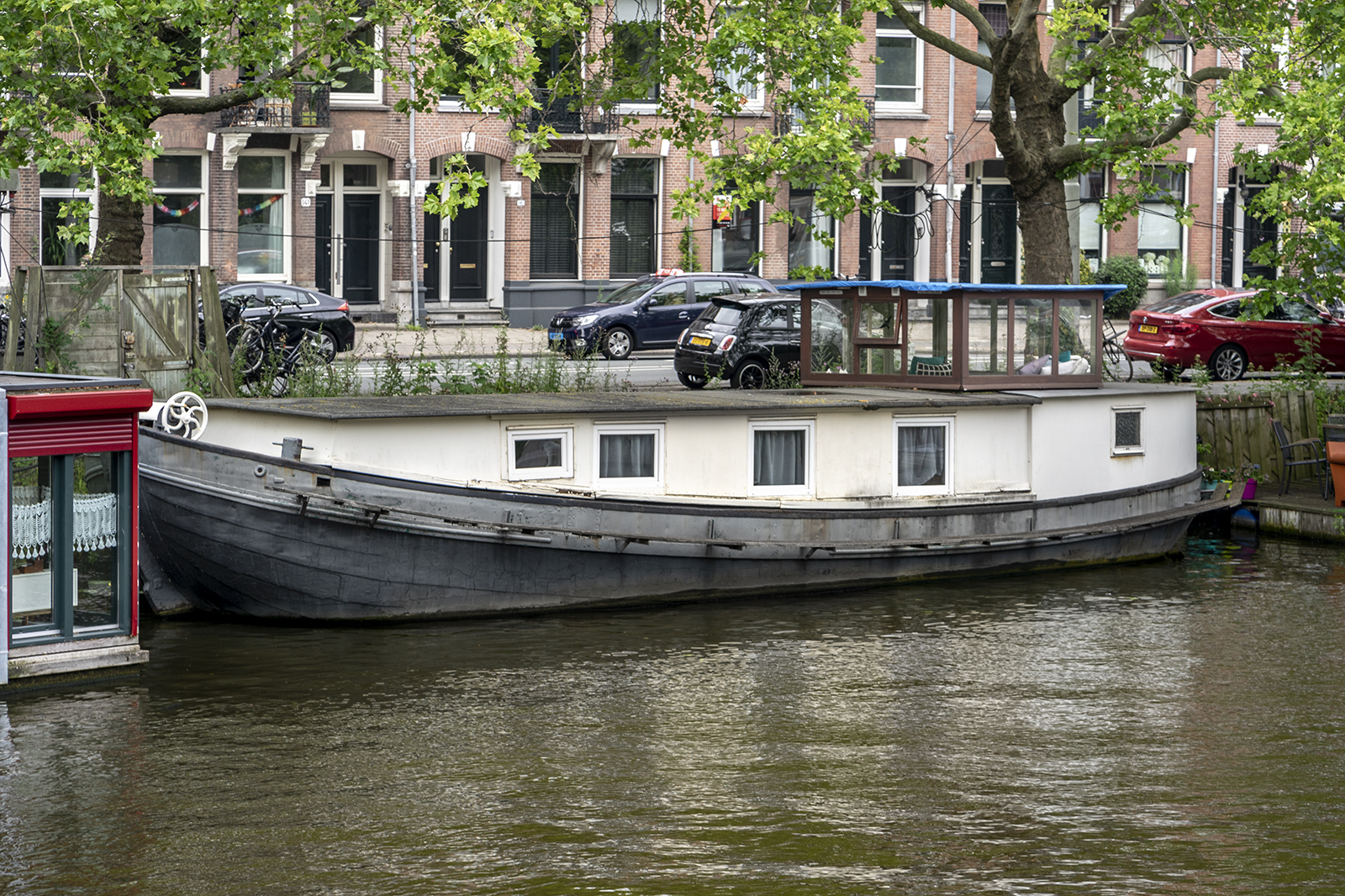 01 · Woonboot te Koop · Woonboot Verkopen · Woonboot Makelaar AWN