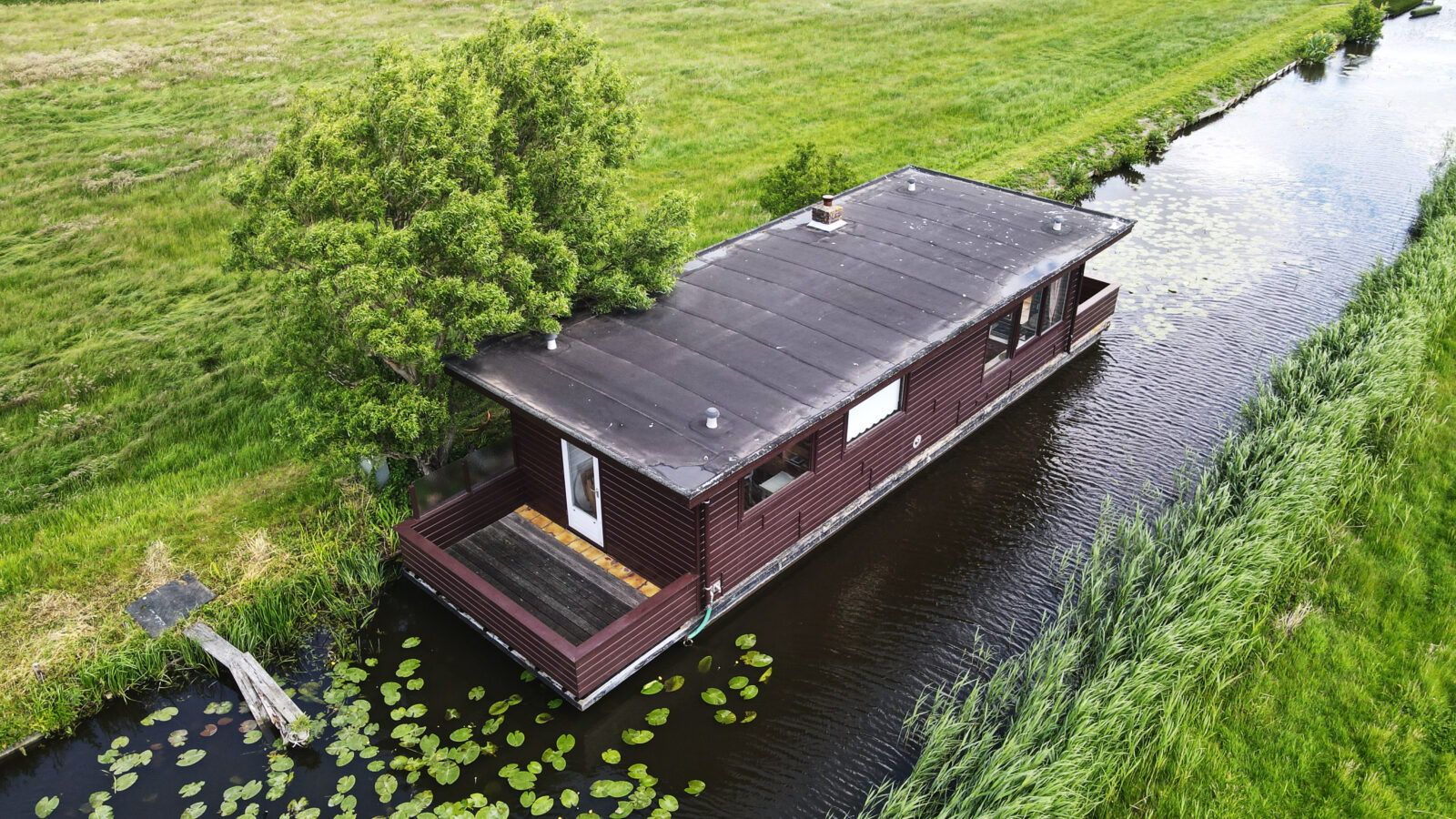 onregelmatig overdrijving zaad De kleine watergang te Warmond · Woonboot te Koop · Woonboot Verkopen · Woonboot Makelaar AWN onregelmatig overdrijving zaad De kleine watergang te Warmond · Woonboot te Koop · Woonboot Verkopen · Woonboot Makelaar AWN