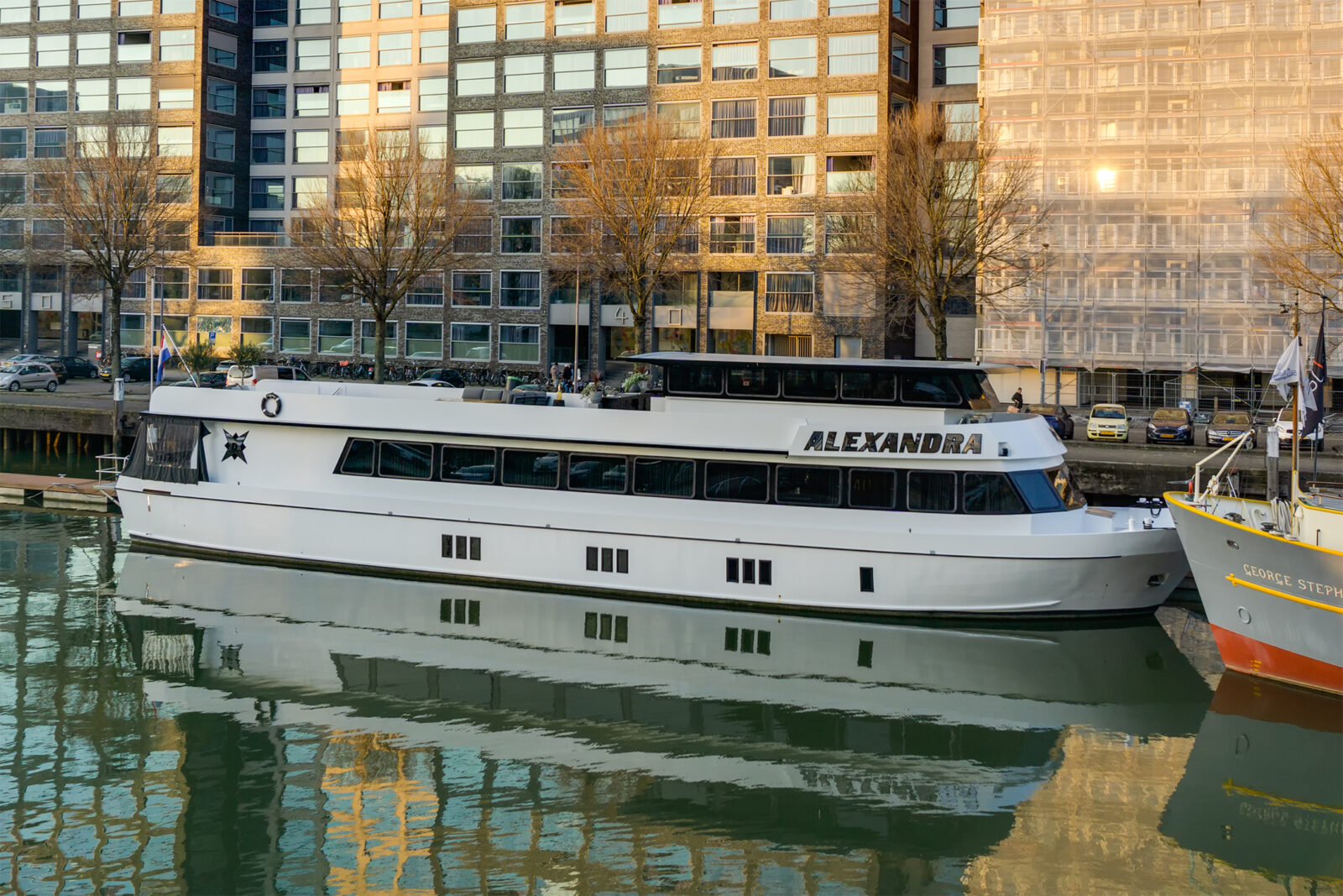 Woonschip zonder ligplaats Alexandra